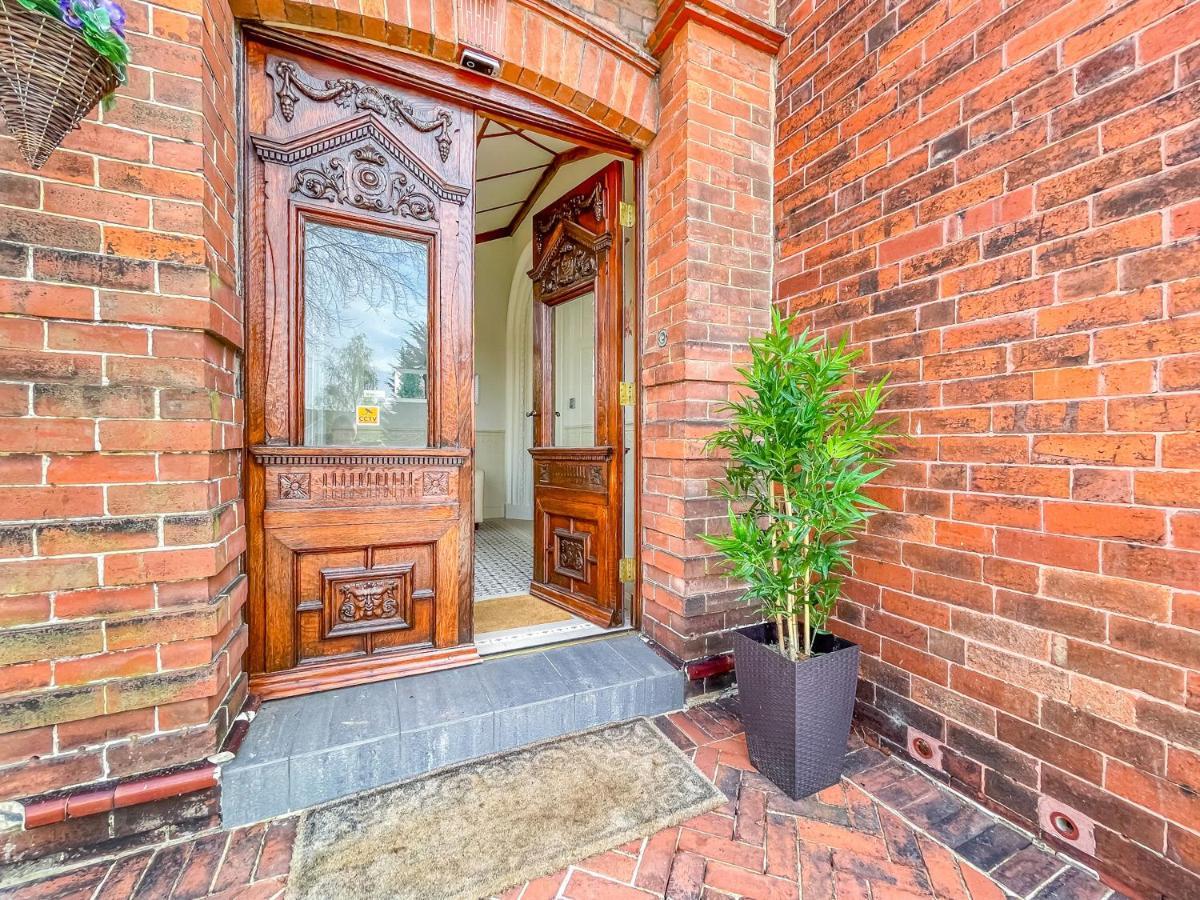 *Rd9Bc* For Your Most Relaxed & Cosy Stay + Free Parking + Free Fast Wifi * Leeds  Exterior photo