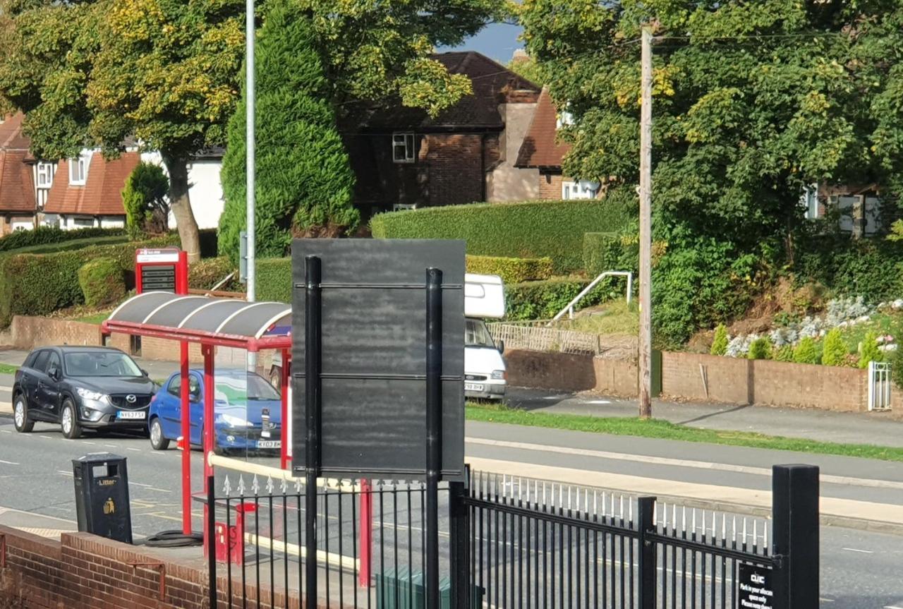 *Rd9Bc* For Your Most Relaxed & Cosy Stay + Free Parking + Free Fast Wifi * Leeds  Exterior photo